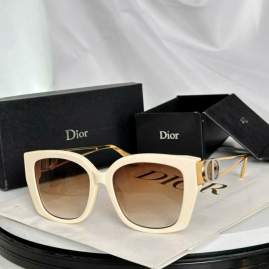 Picture of Dior Sunglasses _SKUfw79478873fw